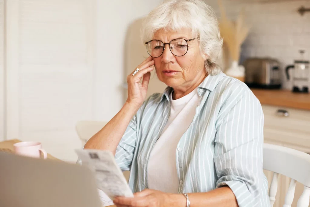 Yaşa Bağlı Makula Dejenerasyonu